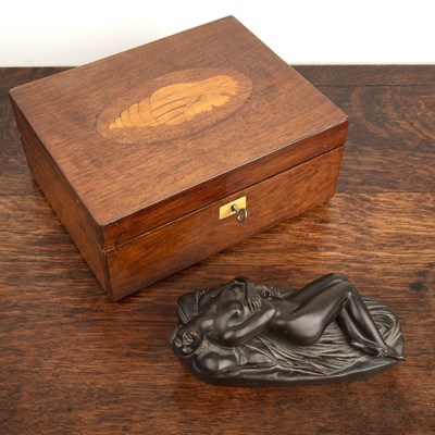 Lot 32 - Mahogany and inlaid writing box 25cm wide and...