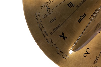 Lot 1304 - A Brookbrae Universal Sun Clock