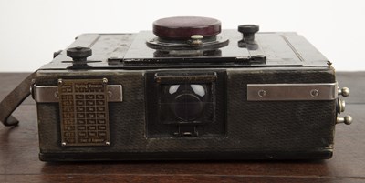 Lot 76 - C P Goerz of Berlin extending camera, in...