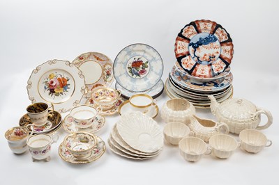 Lot 514 - A collection of porcelain and other ceramics