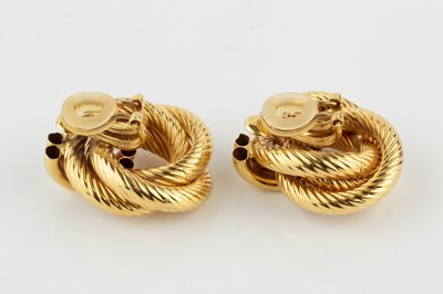 Lot A pair of 18k gold ear clips, of ropetwist...