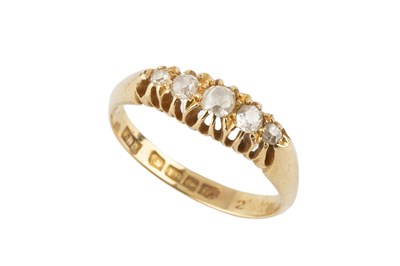 Lot 144 - A diamond five stone ring, the graduated old...