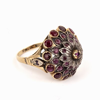 Lot 493 - Yellow metal cluster ring   with bombe style...