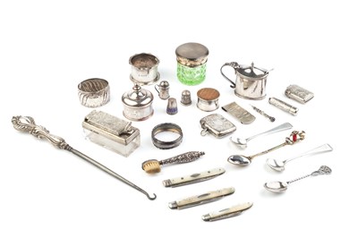 Lot 539 - A collection of small silver items, to include...