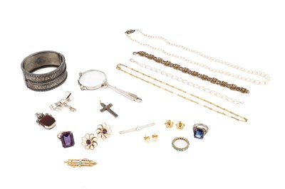 Lot 408 - A collection of jewellery, to include a pair...