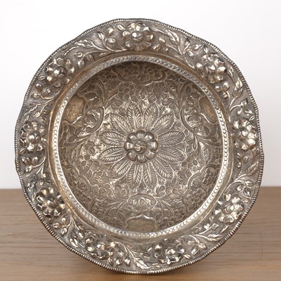 Lot 291 - Decorative centrepiece or fruit bowl on stand...