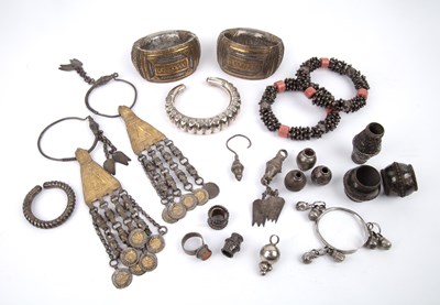 Lot 455 - Group of bracelets and jewellery Omani