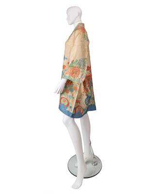 Lot 525 - A 1920’s Japanese kimono robe 100% fine...