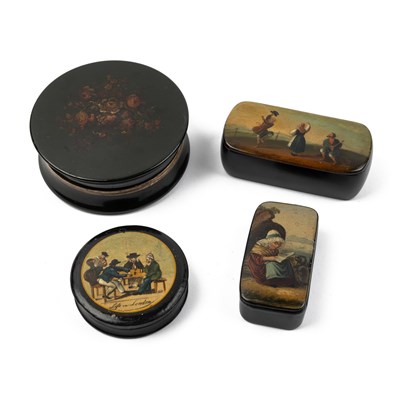 Lot 489 - A collection of four antique snuff boxes