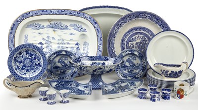 Lot 358 - A collection of blue and white ceramics