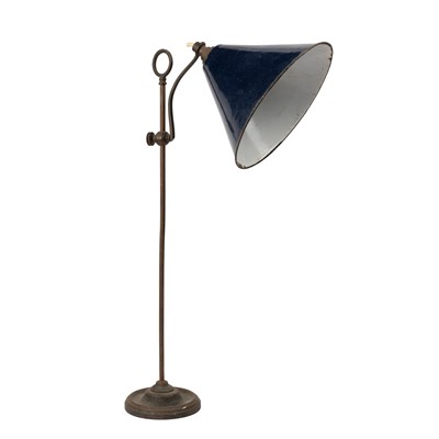 Lot 1161 - A Quinquet adjustable table lamp