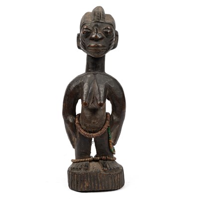 Lot 669 - A Yoruba female figure