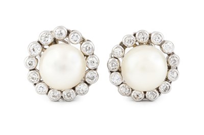 Lot 266 - A pair of diamond and cultured pearl cluster...