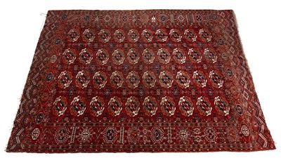 Lot 1282 - An early 20th century hand-woven Turkomen rug