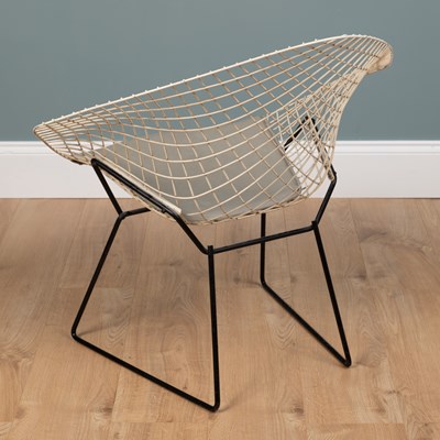 Lot 1056 - A Knoll Bertoia Diamond armchair