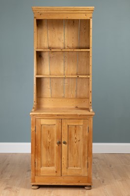 Lot 1119 - An early 20th century pine dresser