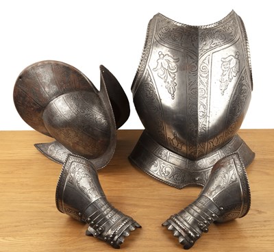 Lot 53 - Combed morion steel helmet Spanish,...