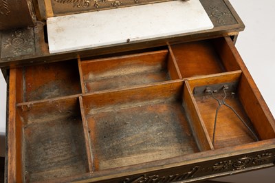 Lot 1153 - An early 20th century National cash register