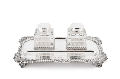 Lot 731 - An Edwardian silver inkstand, the gadrooned...