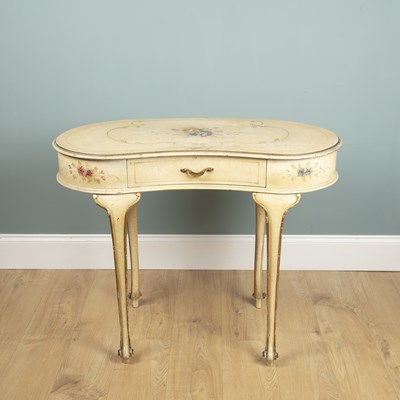 Lot 1013 - A painted dressing table