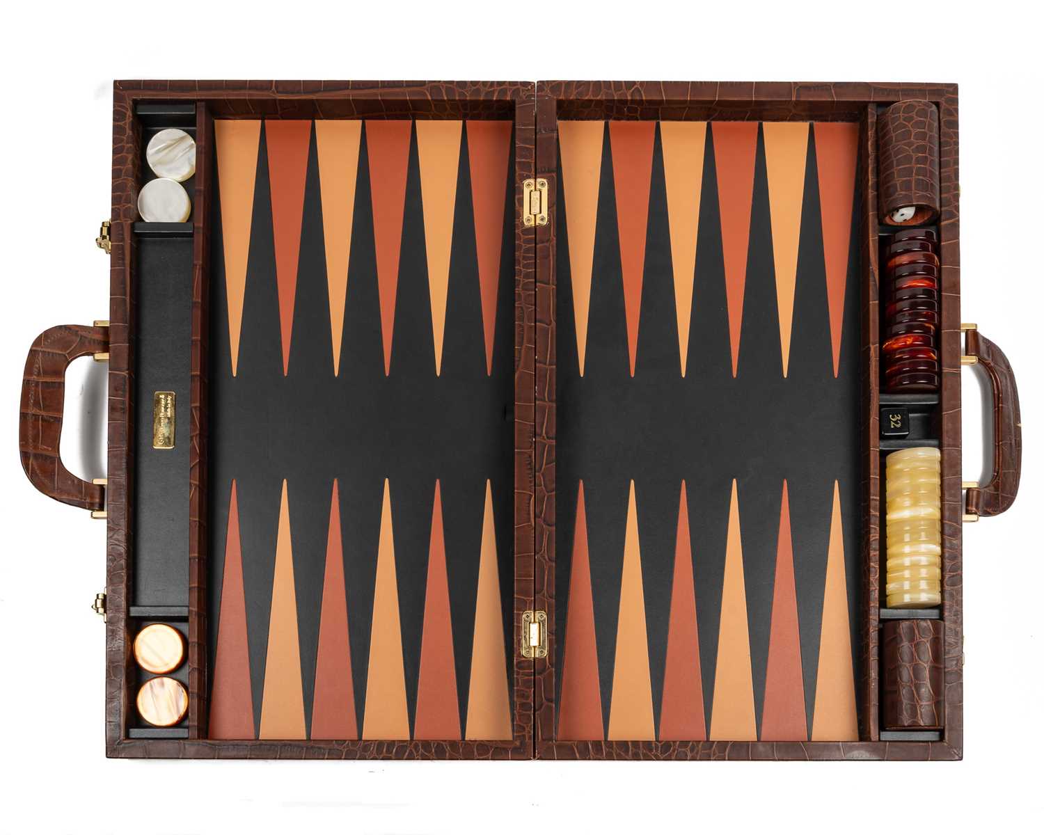 Lot 369 - A Renzo Romagnoli cased backgammon set