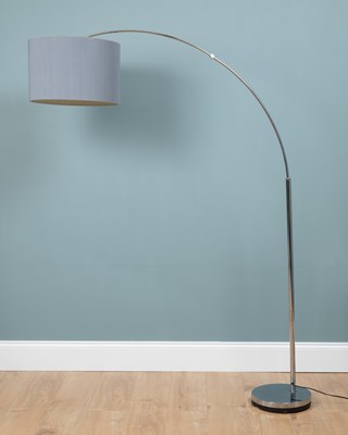 Lot 1055 - An Arco style floor lamp