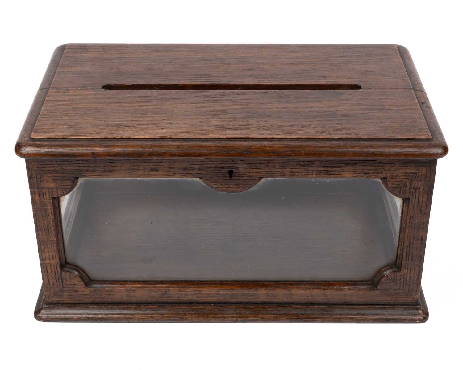 Lot 262 - An Edwardian country house oak letterbox