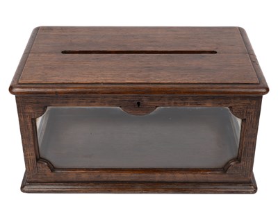 Lot 262 - An Edwardian country house oak letterbox