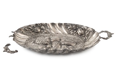 Lot 748 - A late 19th century Hanau silver oval dish,...