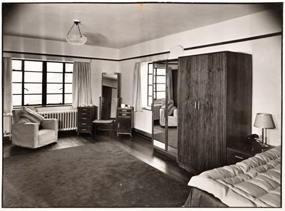 Lot 2 - Gordon Russell (1892-1980) black walnut and...