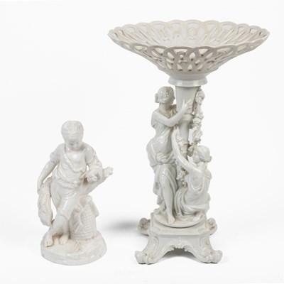 Lot 178 - Two items of white porcelain