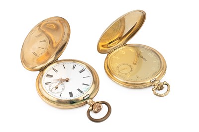 Lot 332 - A hunter pocket watch, the circular gilt dial...