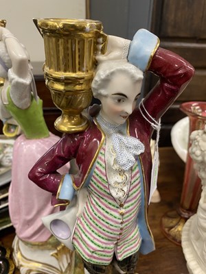 Lot 231 - A collection of ceramics and glass ornaments