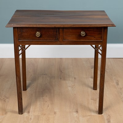 Lot 393 - A late 18th century yew wood side table