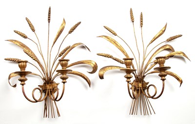 Lot 542 - A pair of 20th century wall sconces