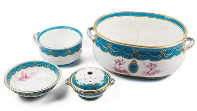 Lot 235 - An Victorian Mintons porcelain wash set