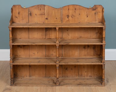 Lot 591 - A set of pine hanging wall shelves