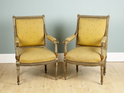 Lot 82 - A pair of Italianate armchairs