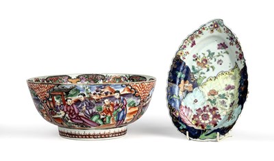 Lot 194 - A Chinese dish together with a Chinese export bowl