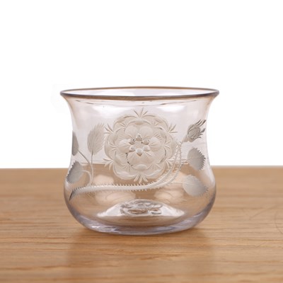 Lot 295 - 18th Century glass finger bowl with engraved...