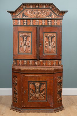 Lot 630 - An early 19th century Swedish painted-pine cupboard