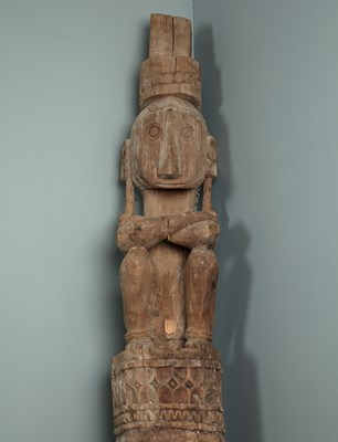 Lot 1386 - A carved wooden garden ornament in the form of a totem pole