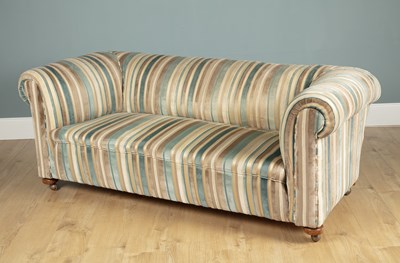 Lot 240 - An Edwardian Chesterfield sofa