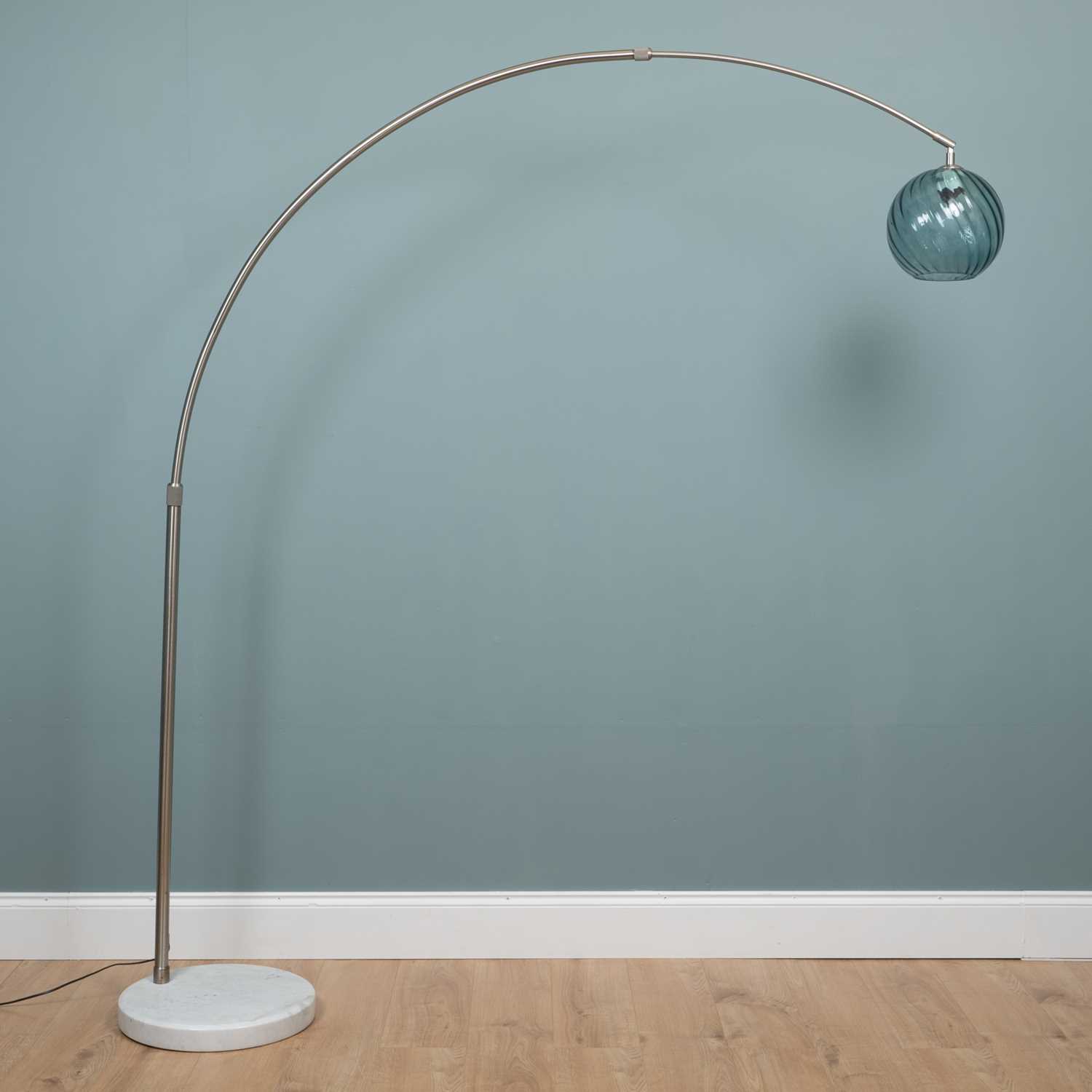 Lot 1132 - A decorative modern floor lamp