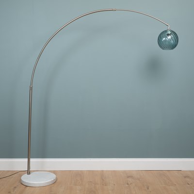 Lot 1132 - A decorative modern floor lamp