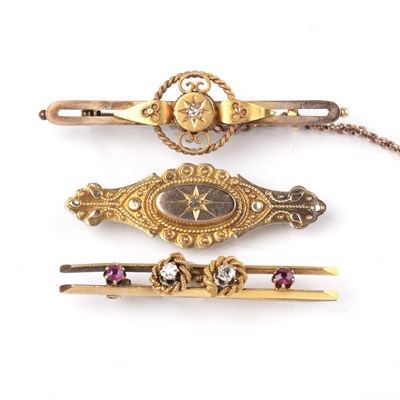 Lot 228 - Three Victorian and later brooches  with bar...