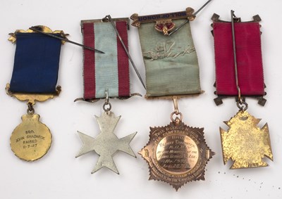 Lot 230 - Collection of Buffalo and Masonic medals...