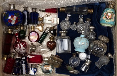 Lot 196 - Large collection of scent or perfume bottles...