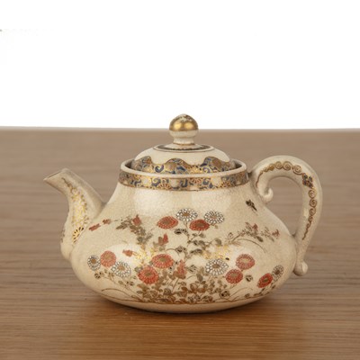 Lot 503 - Small Satsuma teapot Japanese, Meiji period...