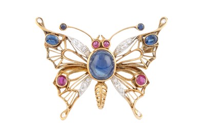 Lot 111 - A vari gem set butterfly brooch, of openwork...